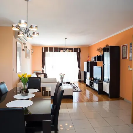 Διαμέρισμα With Parking Space - 18809 *