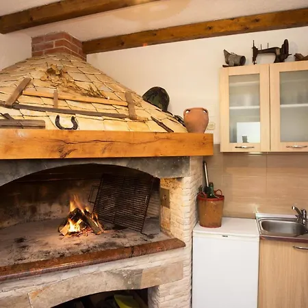 Apartment With Parking Space - 18809 *