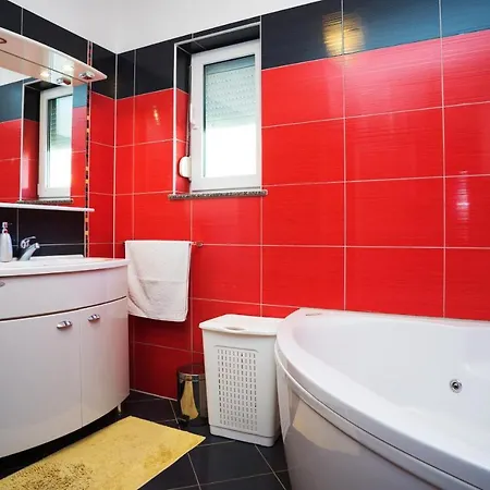 With Parking Space - 18809 Zadar